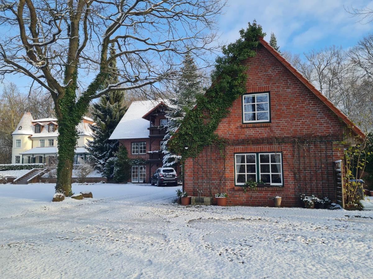 4 Sterne-Haus Am See Waren  Eksteriør billede