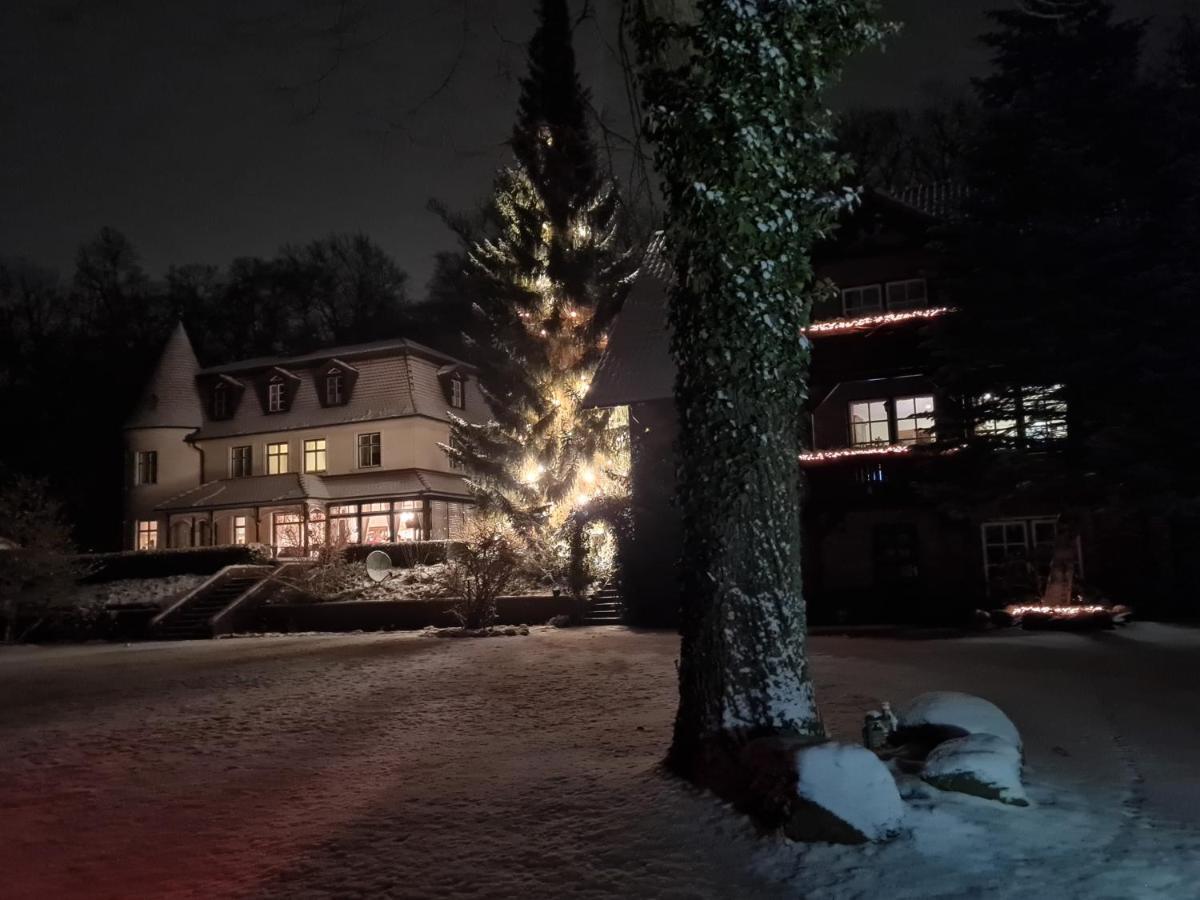 4 Sterne-Haus Am See Waren  Eksteriør billede