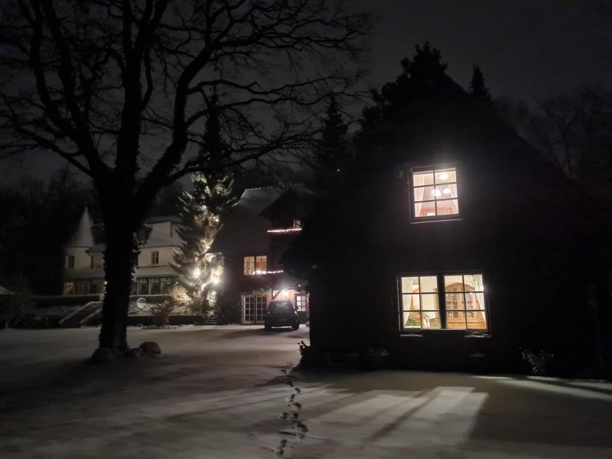 4 Sterne-Haus Am See Waren  Eksteriør billede